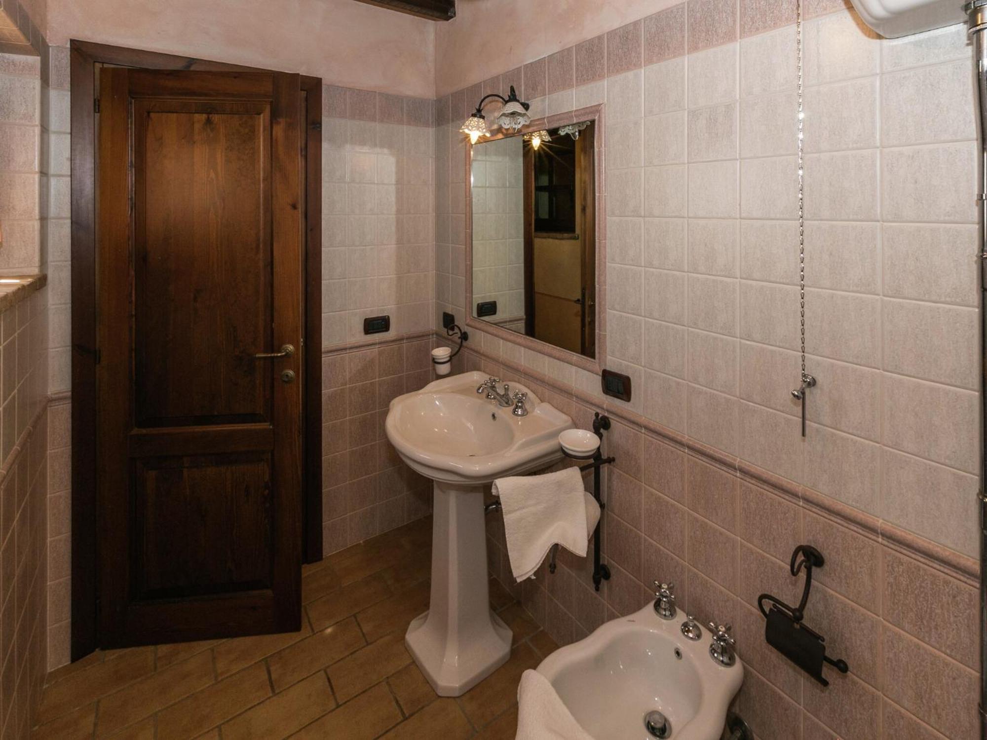 Elegant Apartment Only 1 Hour From Rome Narni Exterior foto