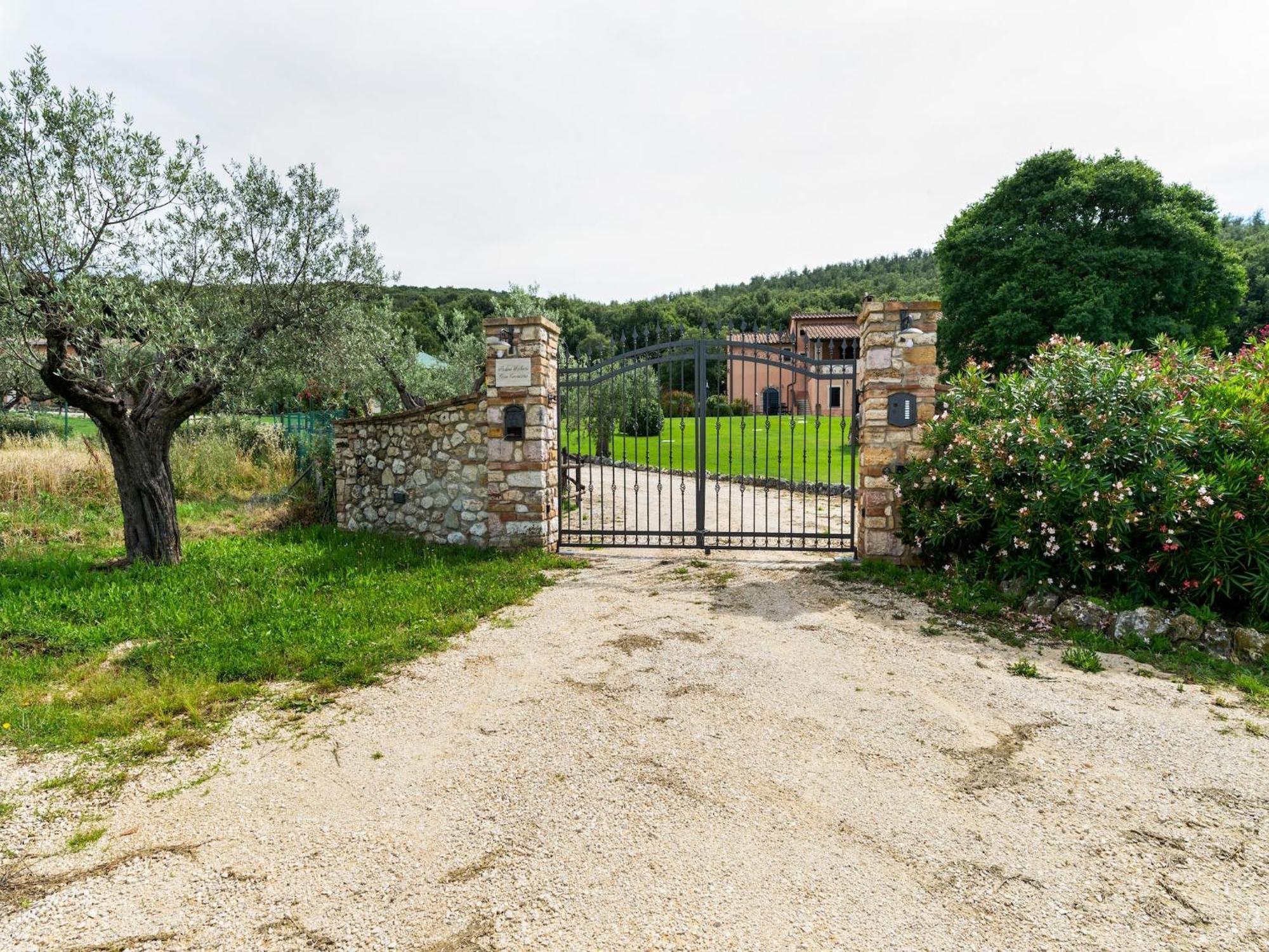Elegant Apartment Only 1 Hour From Rome Narni Exterior foto